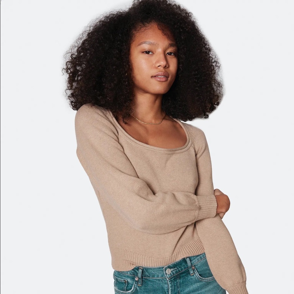 Billie the Label Harlow Sweater. Color: cappuccino. Sizes: 10 XS, 9 S, 1 M.